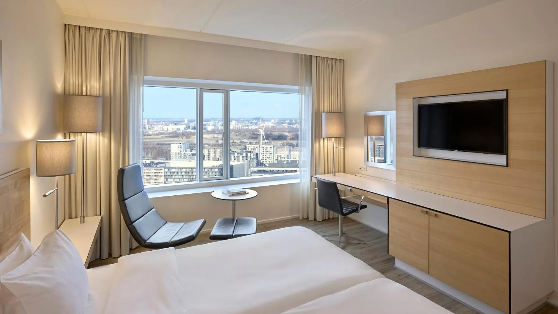 Crowne Plaza Copenhagen Towers By Ihg Hotel